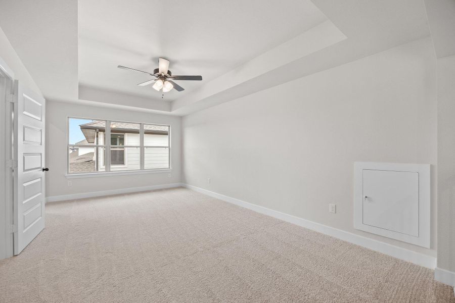 Spacious, unfurnished interior of a new home in Santa Rita Ranch - 60', Liberty Hill (Image 14). Spacious, unfurnished interior of a new home in Santa Rita Ranch - 60', Liberty Hill (Image 14).