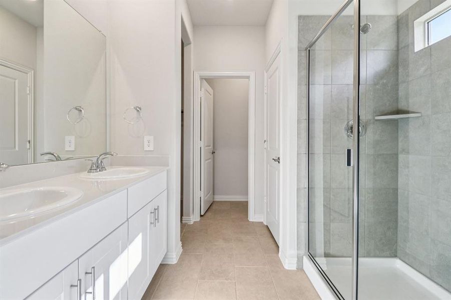 Furnished interior view inside a new home in Lakehaven - Spring Series, Farmersville (Image 11).