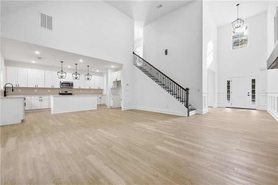 Spacious, unfurnished interior of a new home in , Commerce (Image 14).