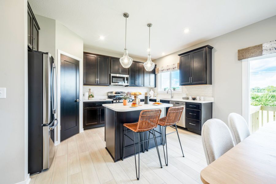 Representative furnished interior of a home built from the Yosemite by Fischer Homes in Twin Lakes, Hoschton (Image 19).