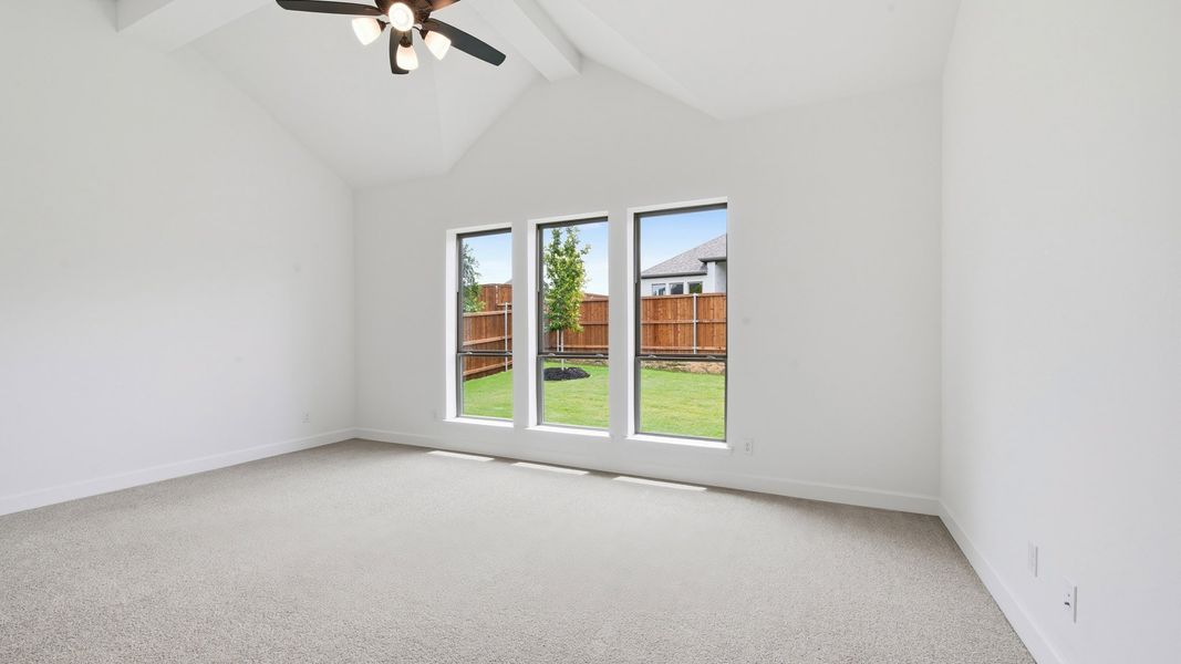 Spacious, unfurnished interior of a new home in Sweetgrass, Haslet (Image 21).