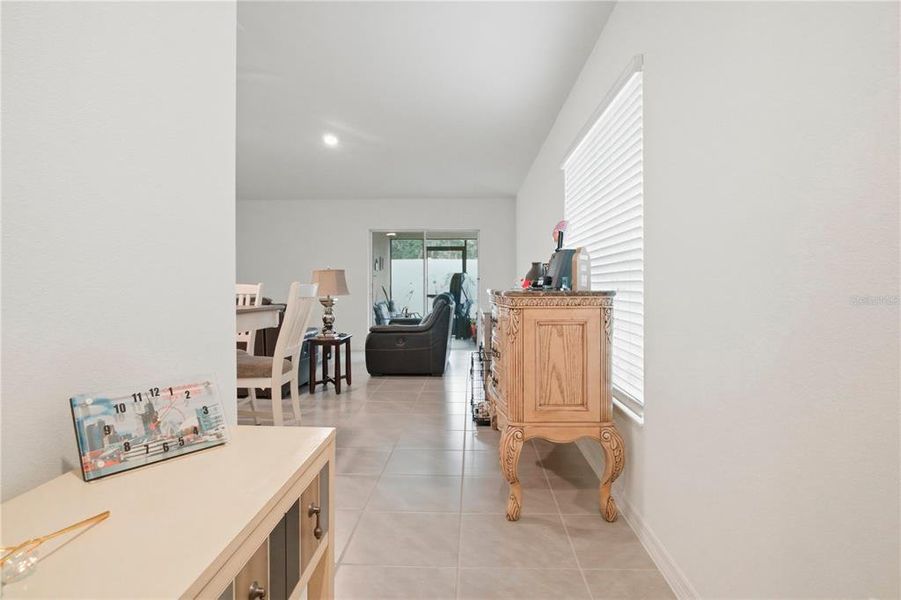 Furnished interior view inside a new home in , Auburndale (Image 10).