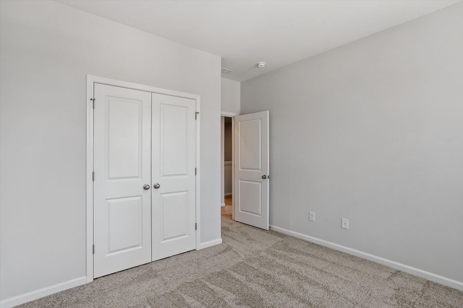 Spacious, unfurnished interior of a new home in Sweetbrier, Durham (Image 30).