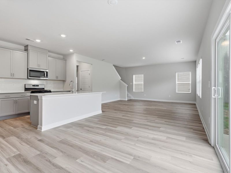 Spacious, unfurnished interior of a new home in Collier Ridge, Moore (Image 12). Spacious, unfurnished interior of a new home in Collier Ridge, Moore (Image 12).