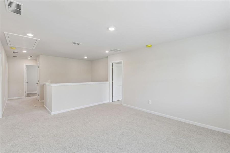 Spacious, unfurnished interior of a new home in Preserve at Mountain Creek, Pendergrass (Image 16).