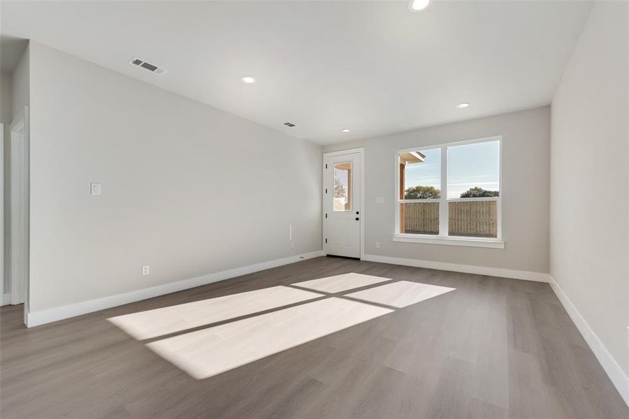 Spacious, unfurnished interior of a new home in , Forney (Image 15).