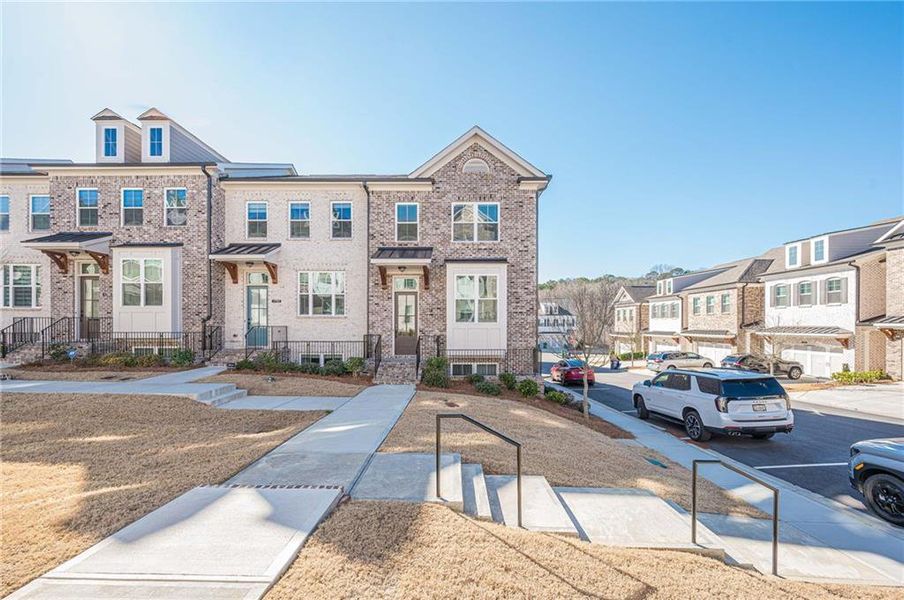 Image 43 of a home in .