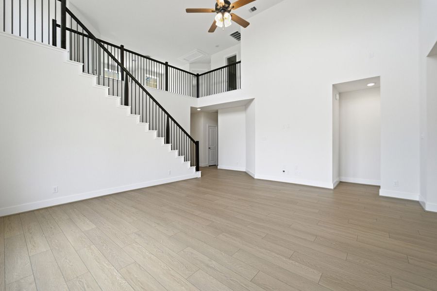 Spacious, unfurnished interior of a new home in Bluestem, Brookshire (Image 45).