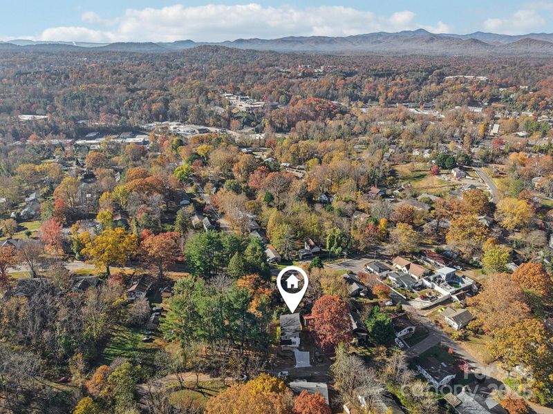 Image 20 of a home in .