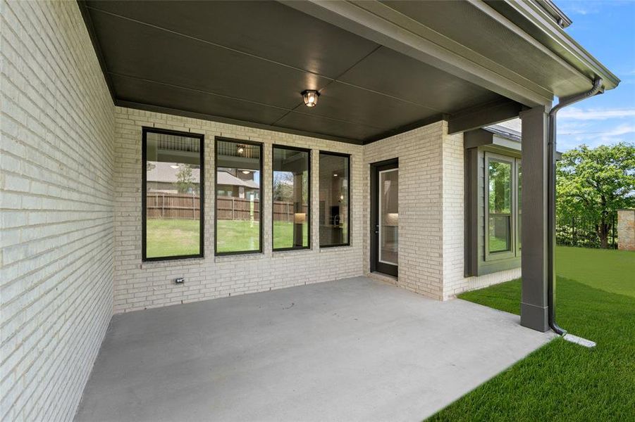 1000 Tall Meadow- Patio-1 1000 Tall Meadow- Patio-1