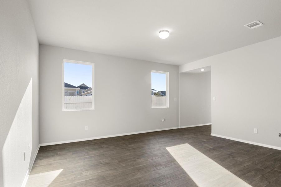 Spacious, unfurnished interior of a new home in Harvest Ridge, Elgin (Image 20). Spacious, unfurnished interior of a new home in Harvest Ridge, Elgin (Image 20).