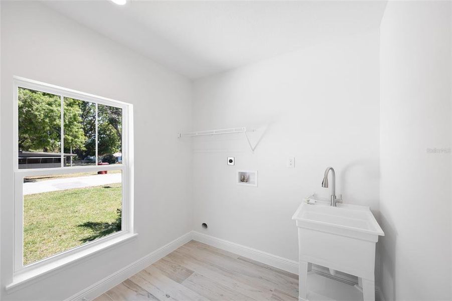 Image 30 of a home in .