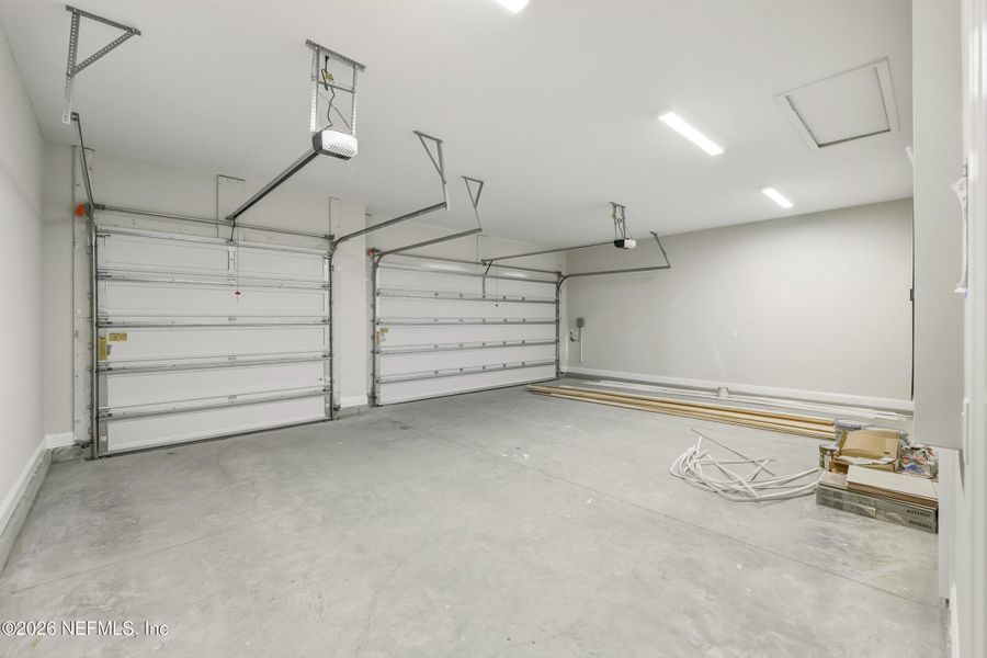 Spacious, unfurnished interior of a new home in Silver Landing at SilverLeaf, St. Augustine (Image 61).