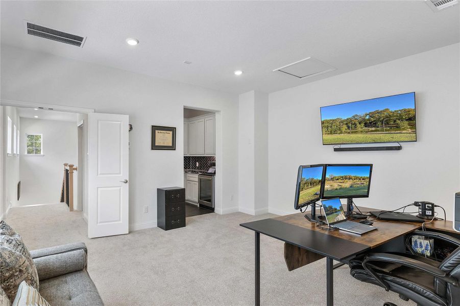 Furnished interior view inside a new home in , Conroe (Image 34). Furnished interior view inside a new home in , Conroe (Image 34).