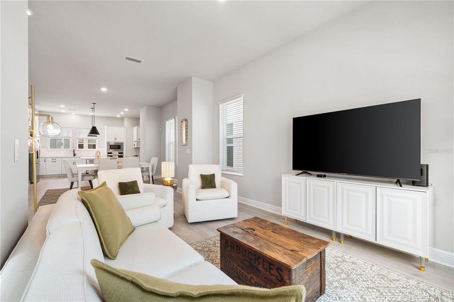 Furnished interior view inside a new home in , Sarasota (Image 33).