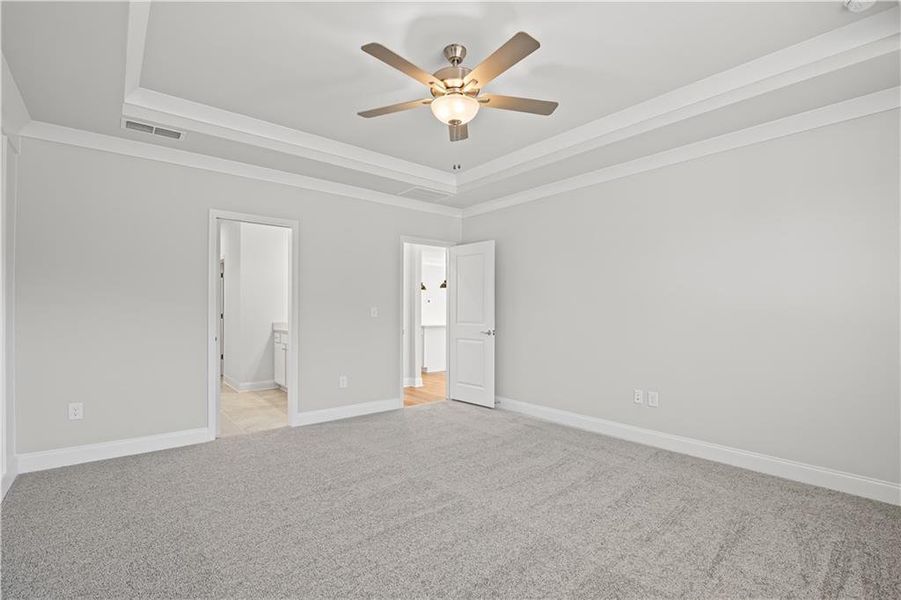 Spacious, unfurnished interior of a new home in Overland, Locust Grove (Image 29).