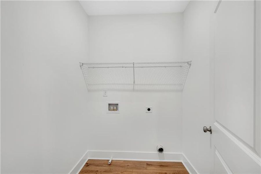 Spacious, unfurnished interior of a new home in , Suwanee (Image 40). Spacious, unfurnished interior of a new home in , Suwanee (Image 40).