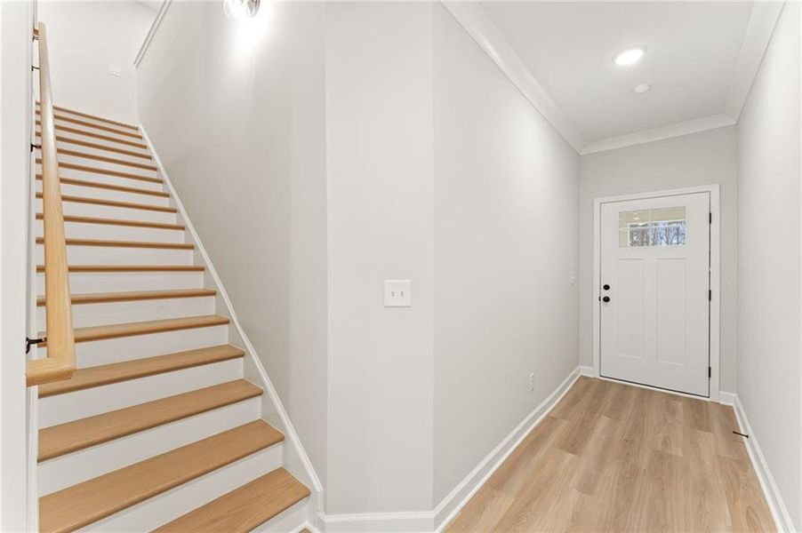 Spacious, unfurnished interior of a new home in Bluffs at Bells Ferry, Marietta (Image 15).