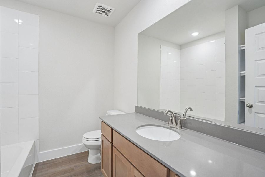 Furnished interior view inside a new home in Cay Landing, Houston (Image 5).