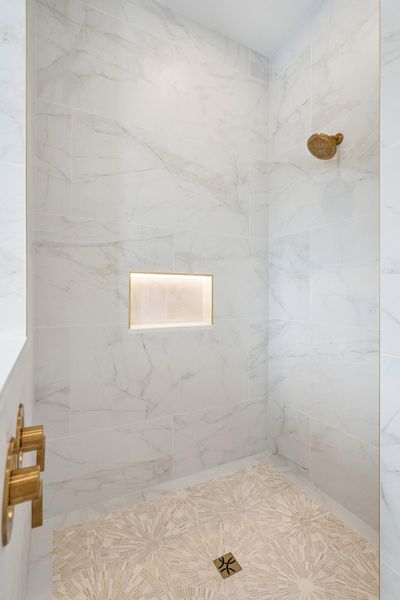 Close-up of interior finishes inside a home in , Folly Beach (Image 23).