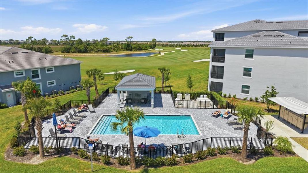 Exterior details and patio area of a home in , Venice (Image 23).