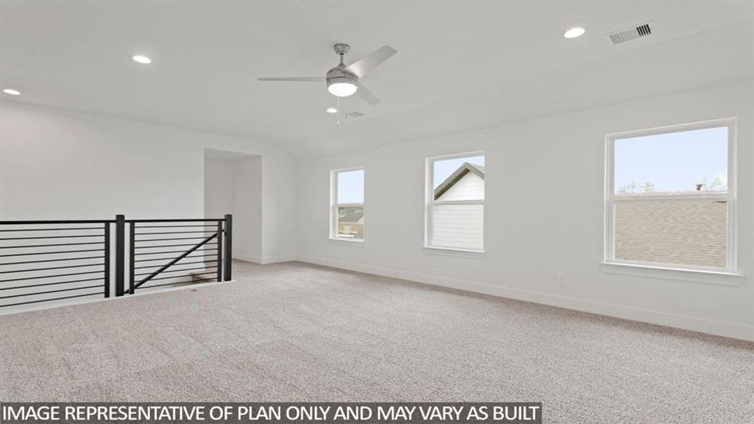 Spacious, unfurnished interior of a new home in Silverthorne, Conroe (Image 25).