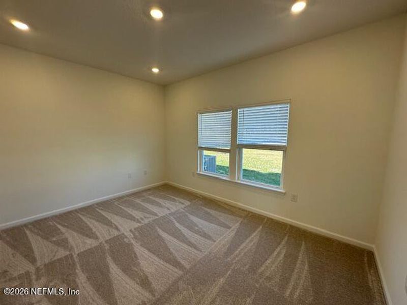 Spacious, unfurnished interior of a new home in Brook Forest, St. Augustine (Image 18).
