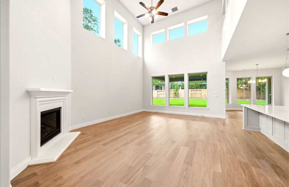 Spacious, unfurnished interior of a new home in Bridgeland 60′, Cypress (Image 26).