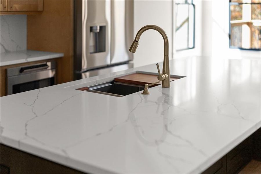 Close-up of interior finishes inside a home in , Dahlonega (Image 24).