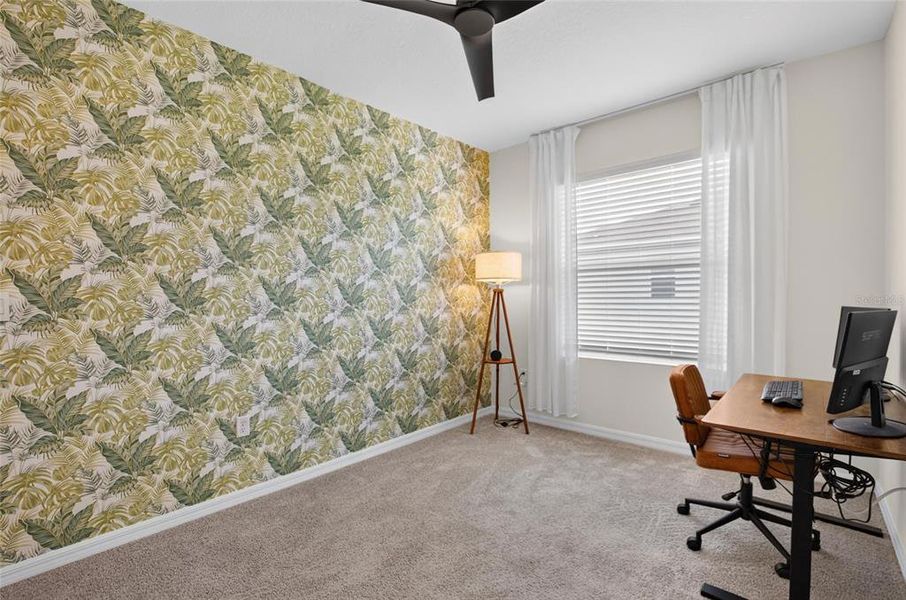 Furnished interior view inside a new home in , Plant City (Image 15).
