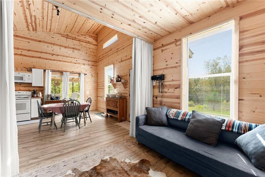 Image 17 of a home in .