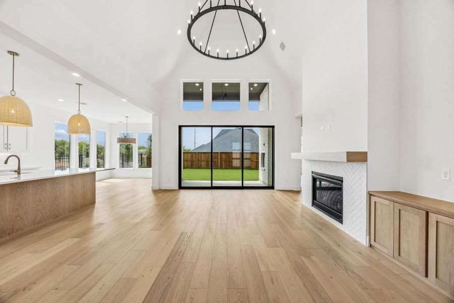 Spacious, unfurnished interior of a new home in The Parks at Wilson Creek, Celina (Image 22).