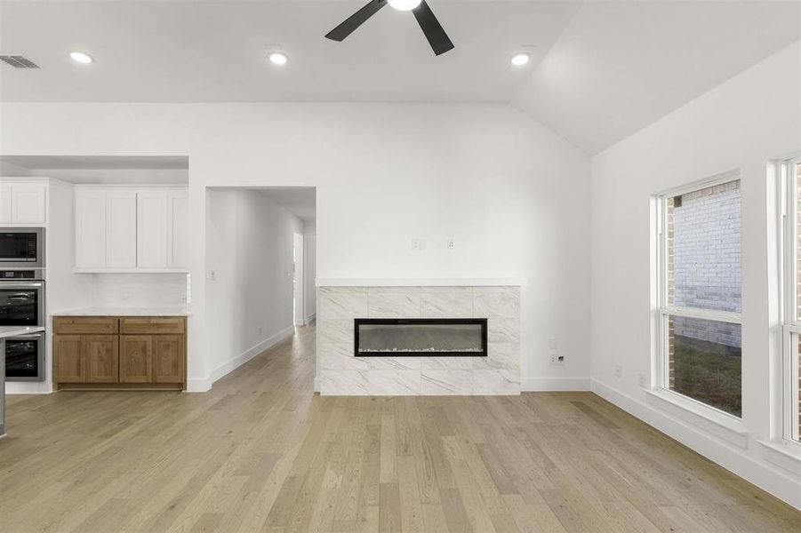 Spacious, unfurnished interior of a new home in Trails at Cottonwood Creek, Rowlett (Image 20). Spacious, unfurnished interior of a new home in Trails at Cottonwood Creek, Rowlett (Image 20).