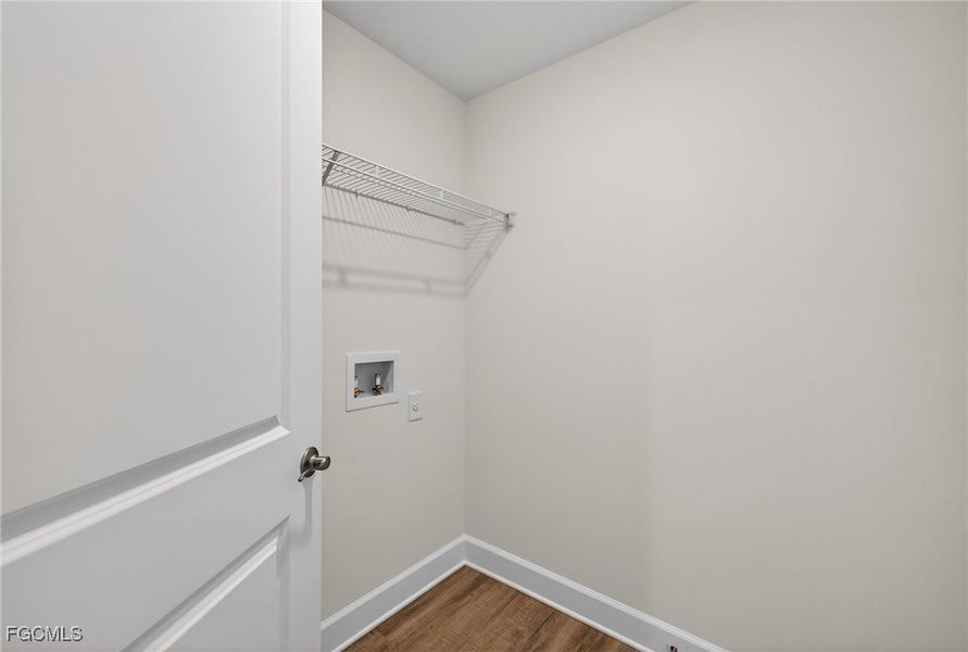 Spacious, unfurnished interior of a new home in Cape Coral, Cape Coral (Image 26). Spacious, unfurnished interior of a new home in Cape Coral, Cape Coral (Image 26).