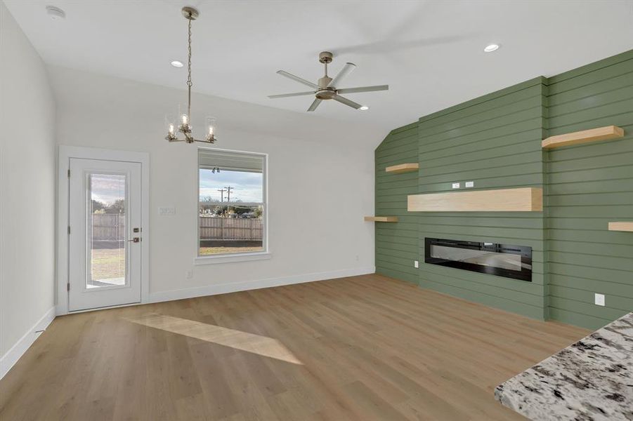 Spacious, unfurnished interior of a new home in , Grand Prairie (Image 31).