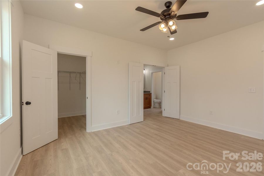 Spacious, unfurnished interior of a new home in , Norwood (Image 17).