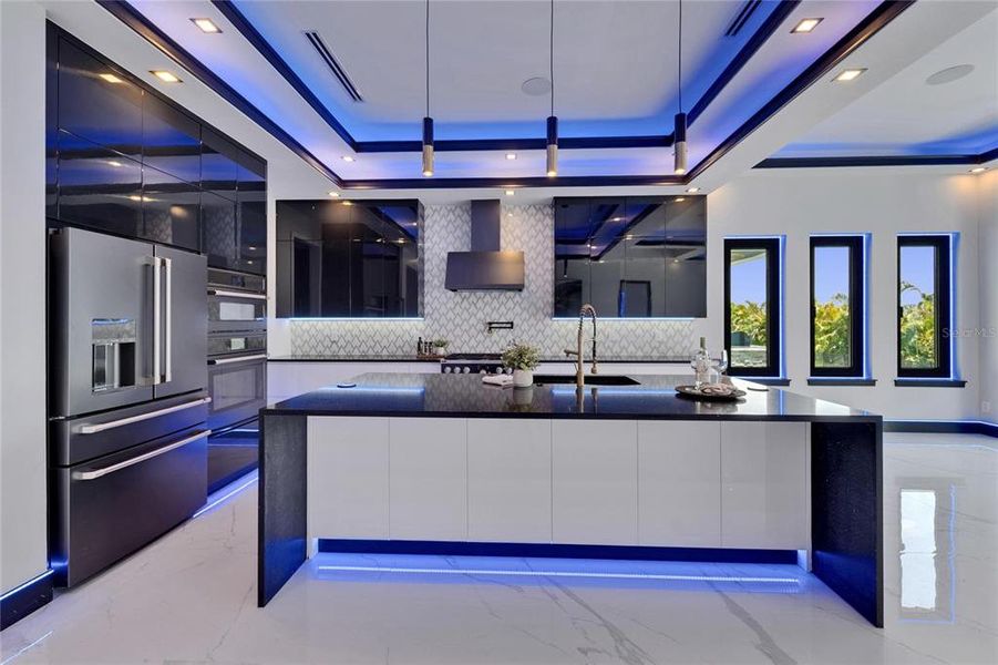 Furnished interior view inside a new home in , Apollo Beach (Image 9).