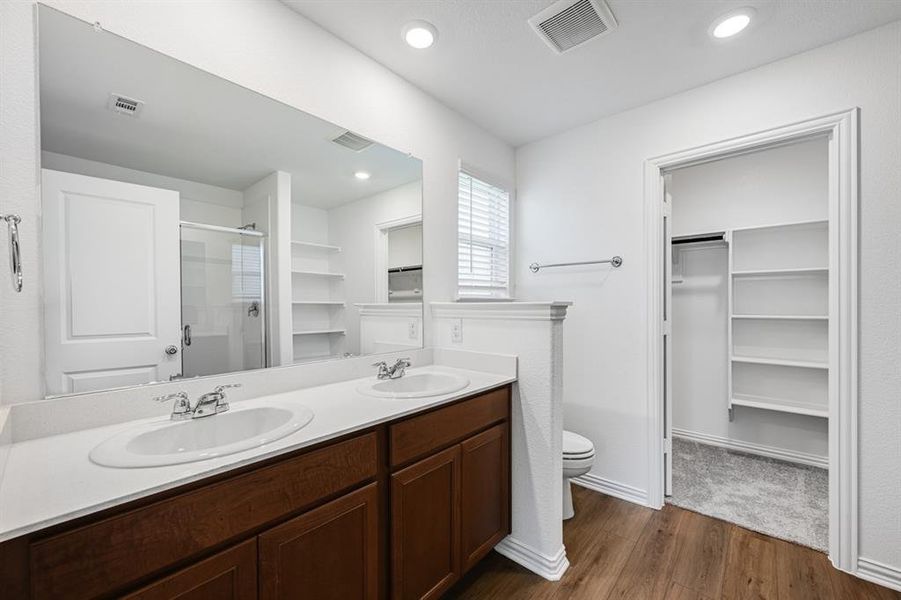 Furnished interior view inside a new home in River Ridge, Crandall (Image 7). Furnished interior view inside a new home in River Ridge, Crandall (Image 7).