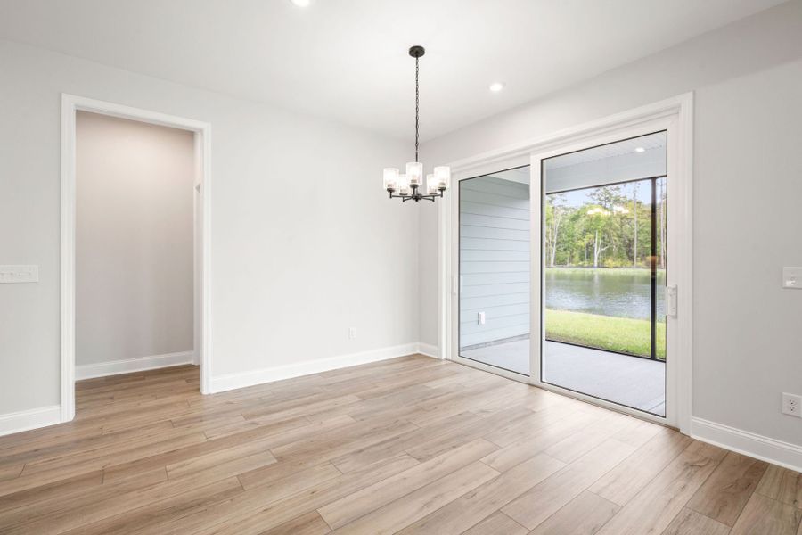 Spacious, unfurnished interior of a new home in Waterways, Richmond Hill (Image 28).