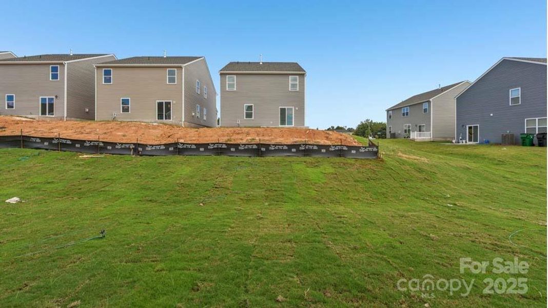 Image 28 of a home in Cardinal Creek.