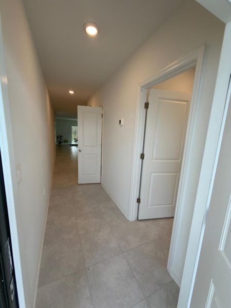 Spacious, unfurnished interior of a new home in , Kissimmee (Image 17). Spacious, unfurnished interior of a new home in , Kissimmee (Image 17).