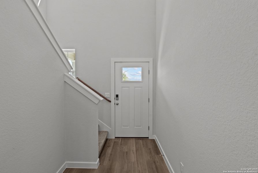 Image 8 of a home in Highland Ridge.