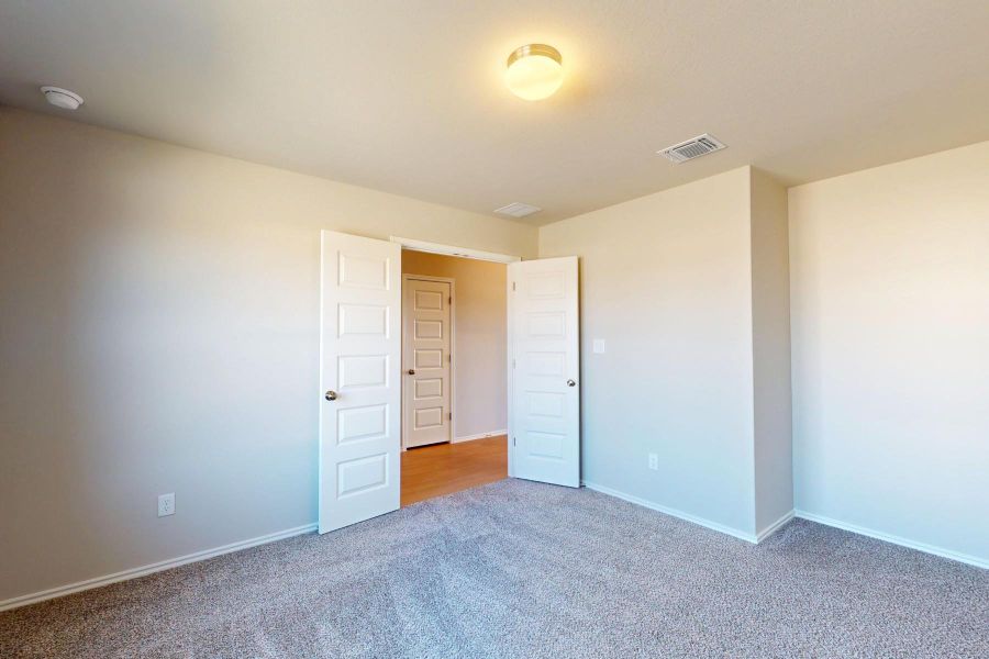 Spacious, unfurnished interior of a new home in Carillon, Manor (Image 23). Spacious, unfurnished interior of a new home in Carillon, Manor (Image 23).