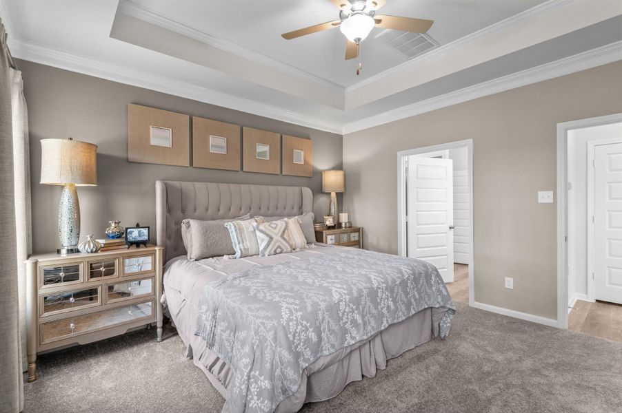 Photo shown is of a staged model home and should be used for illustration purposes only. Actual home features, finishes, color, upgrades and layout may vary. Furniture not included. Photo shown is of a staged model home and should be used for illustration purposes only. Actual home features, finishes, color, upgrades and layout may vary. Furniture not included.