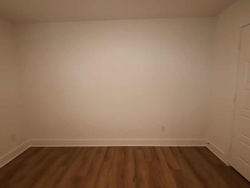 Spacious, unfurnished interior of a new home in Lago Mar, Santa Fe (Image 16).