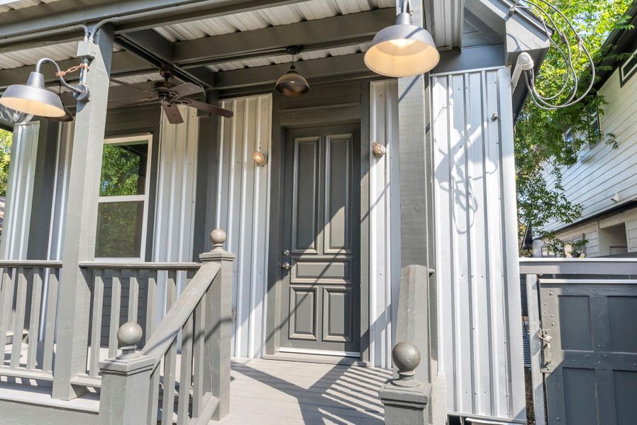 Exterior details and patio area of a home in , Houston (Image 20). Exterior details and patio area of a home in , Houston (Image 20).