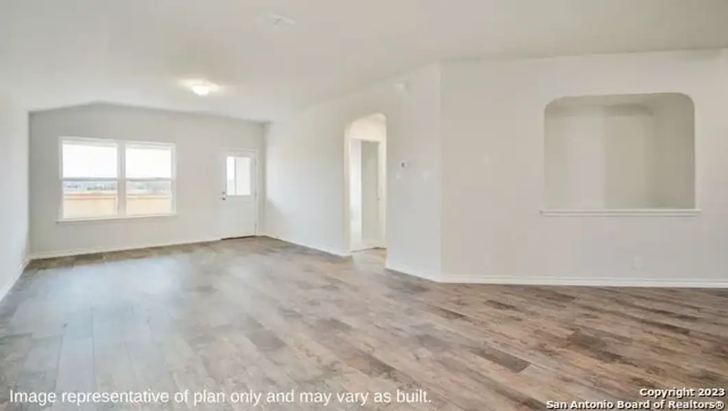 Spacious, unfurnished interior of a new home in Steele Creek, Cibolo (Image 15).