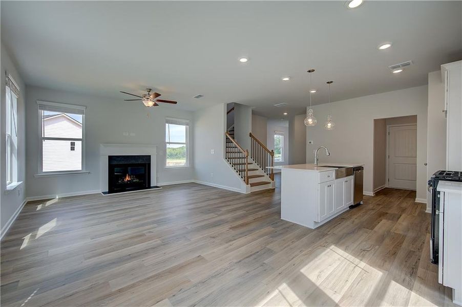 Spacious, unfurnished interior of a new home in Abbotts Crossing, Conyers (Image 17).