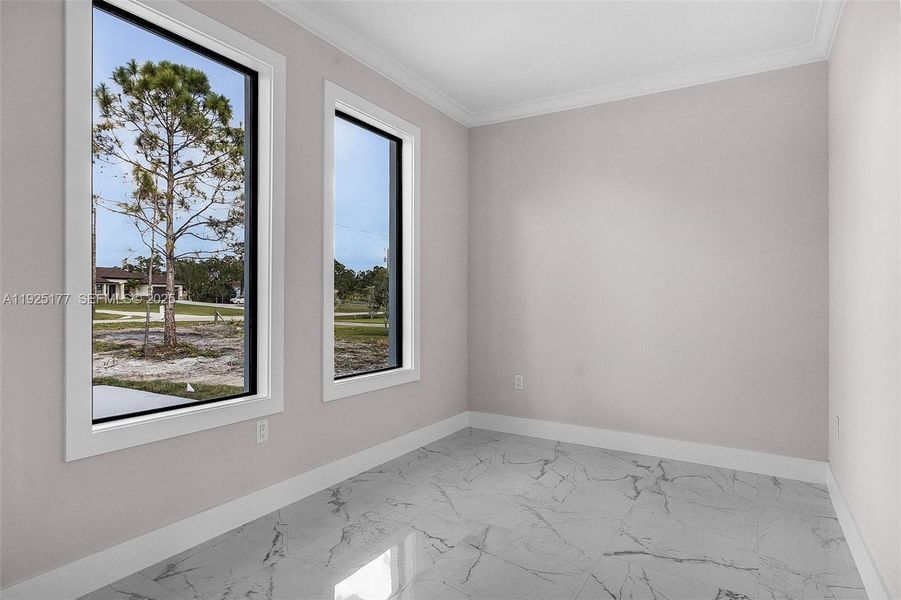 Spacious, unfurnished interior of a new home in , Naples (Image 15).
