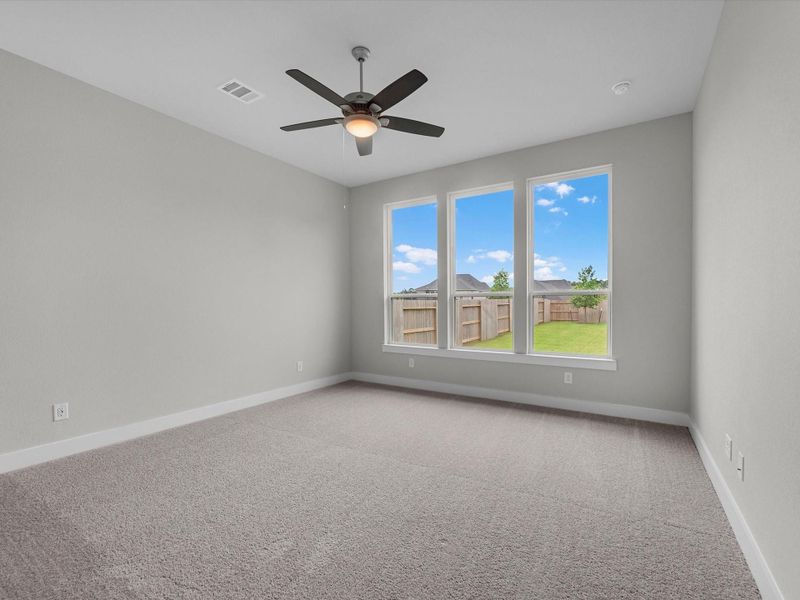 Spacious, unfurnished interior of a new home in Clopton Farms, Montgomery (Image 15).